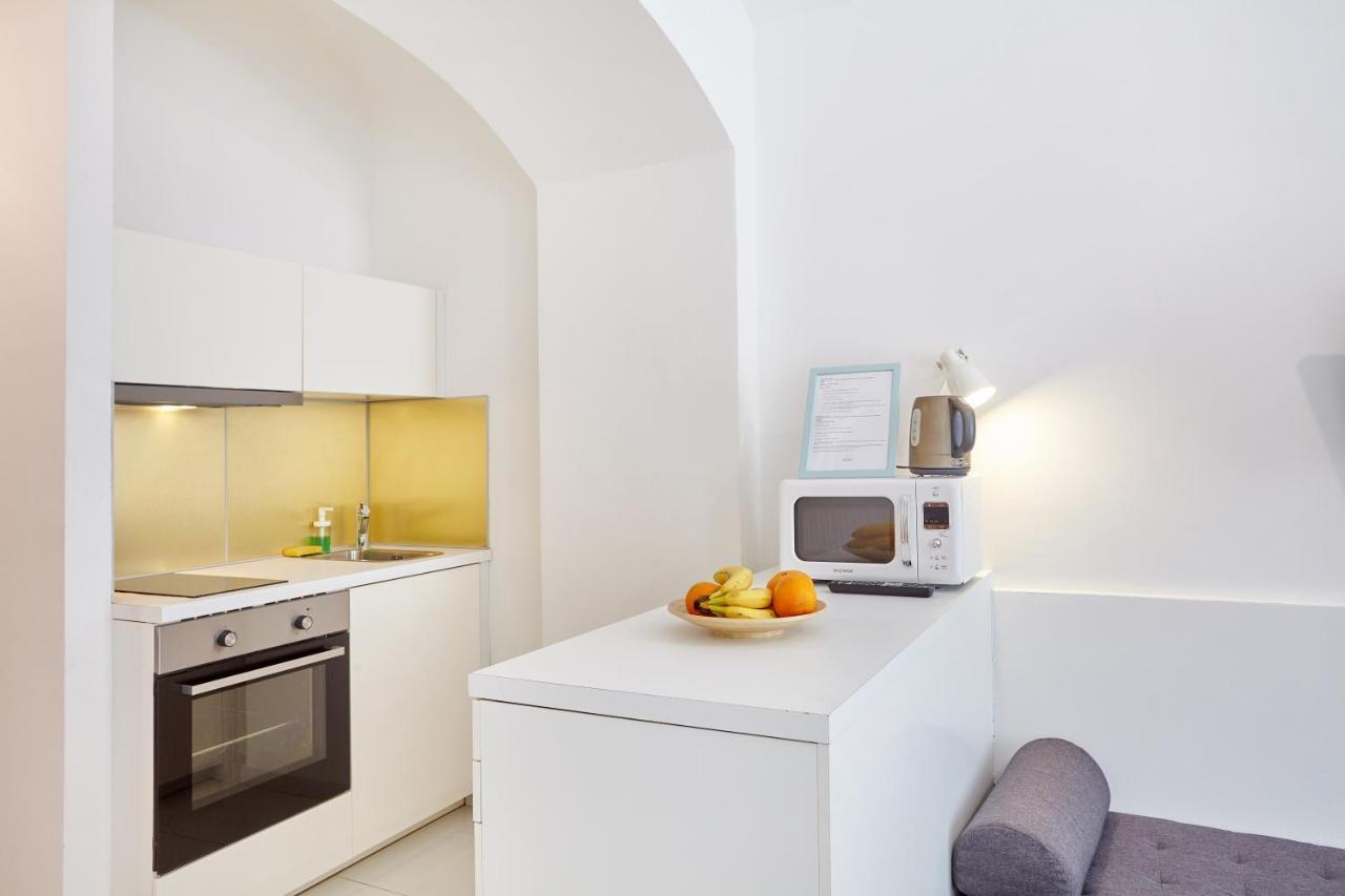 Prague Friendly Apartments In プラハ エクステリア 写真