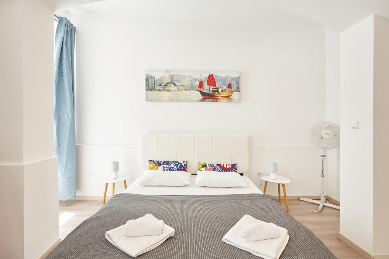 Prague Friendly Apartments In プラハ エクステリア 写真