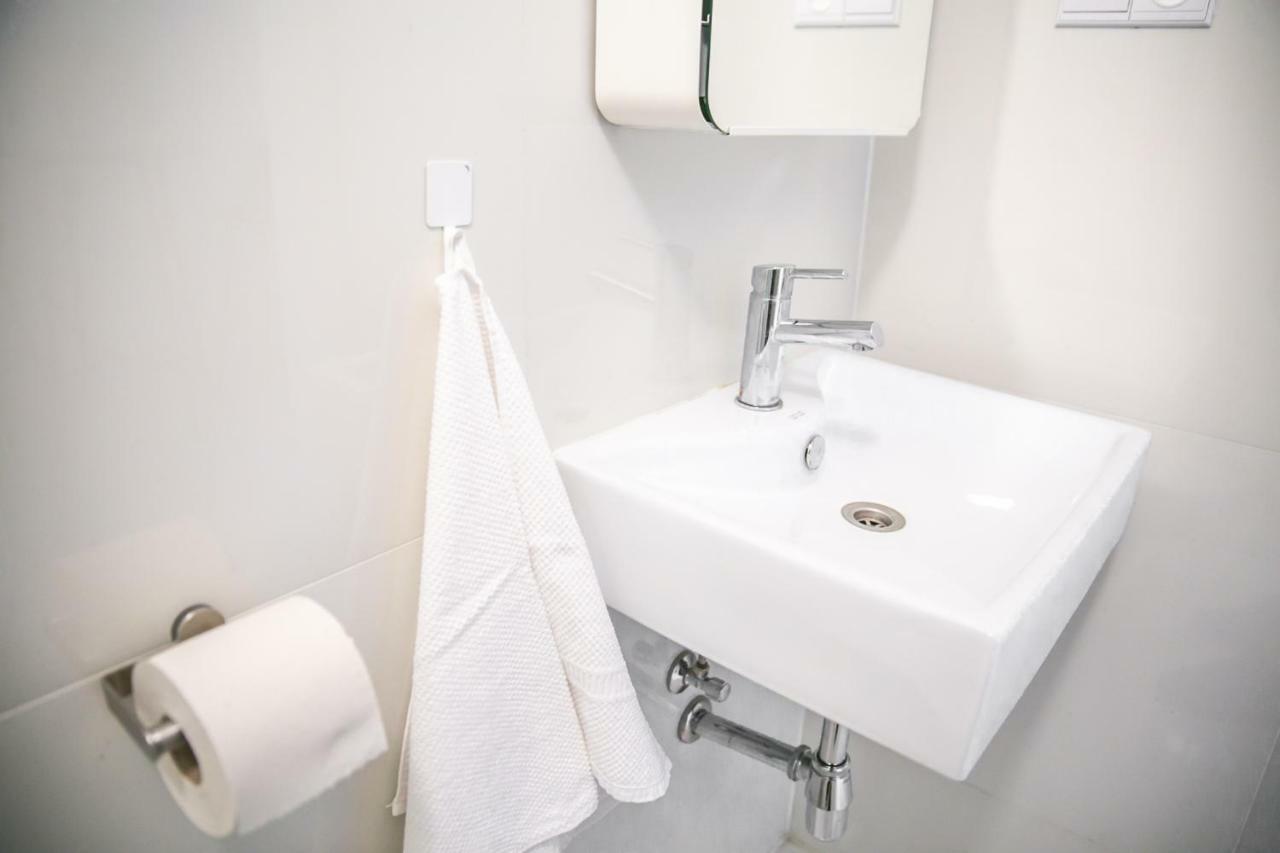Prague Friendly Apartments In プラハ エクステリア 写真