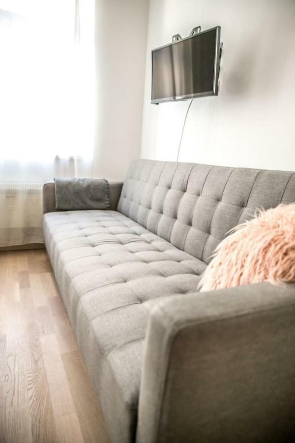Prague Friendly Apartments In プラハ エクステリア 写真